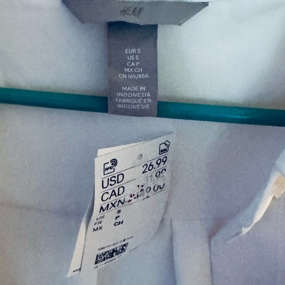 H&M White Dress Shirt Blouse Button Long Sleeve - Picture 5 of 5